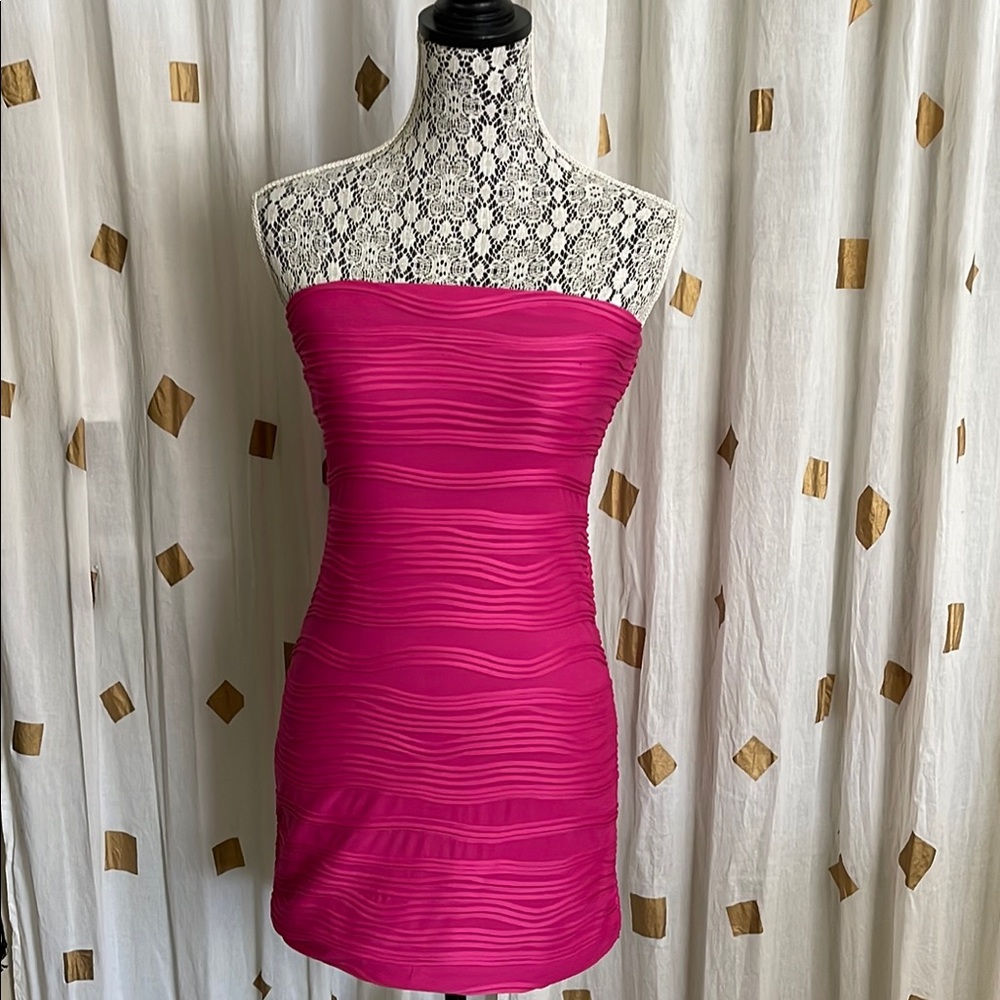 Heart Soul 🩷 Pink Ruched Strapless Bodycon Dress